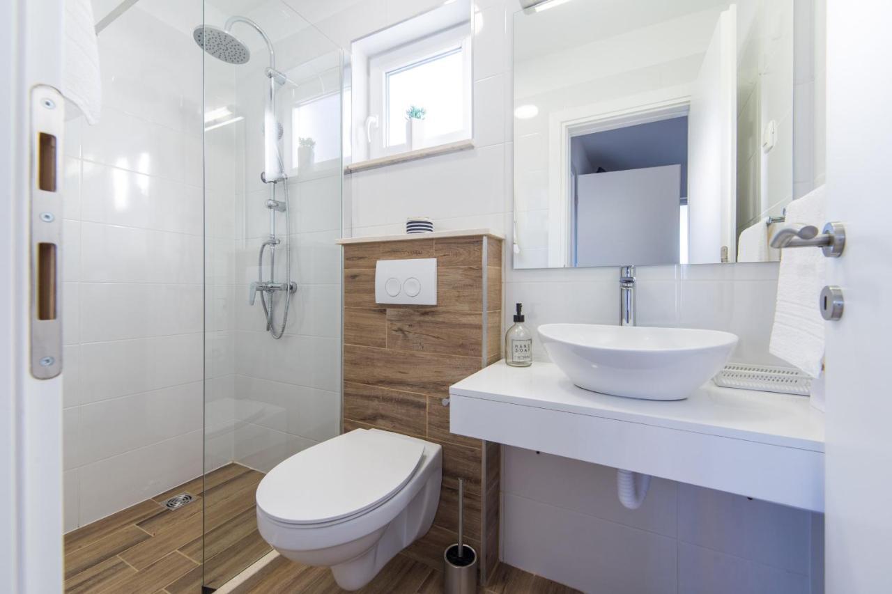 Camping Homes Grot กราดัซ ภายนอก รูปภาพ